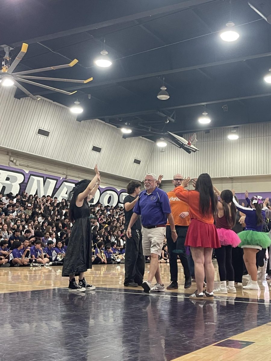 Welcome Back Assembly Brings Hoover Students Together