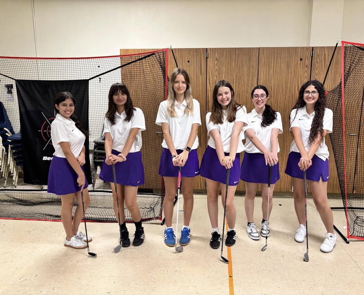 Hoover High Launches First-Ever Girls’ Golf Team